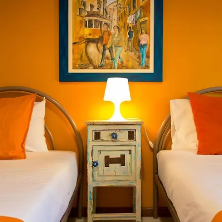 Lovelystay - Ayres With Terrace & Ac Apartment *